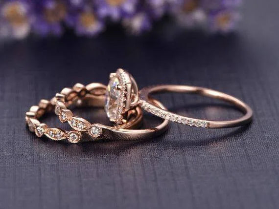 Cushion Moissanite Trio Wedding Set with 18k Gold Plating B512
