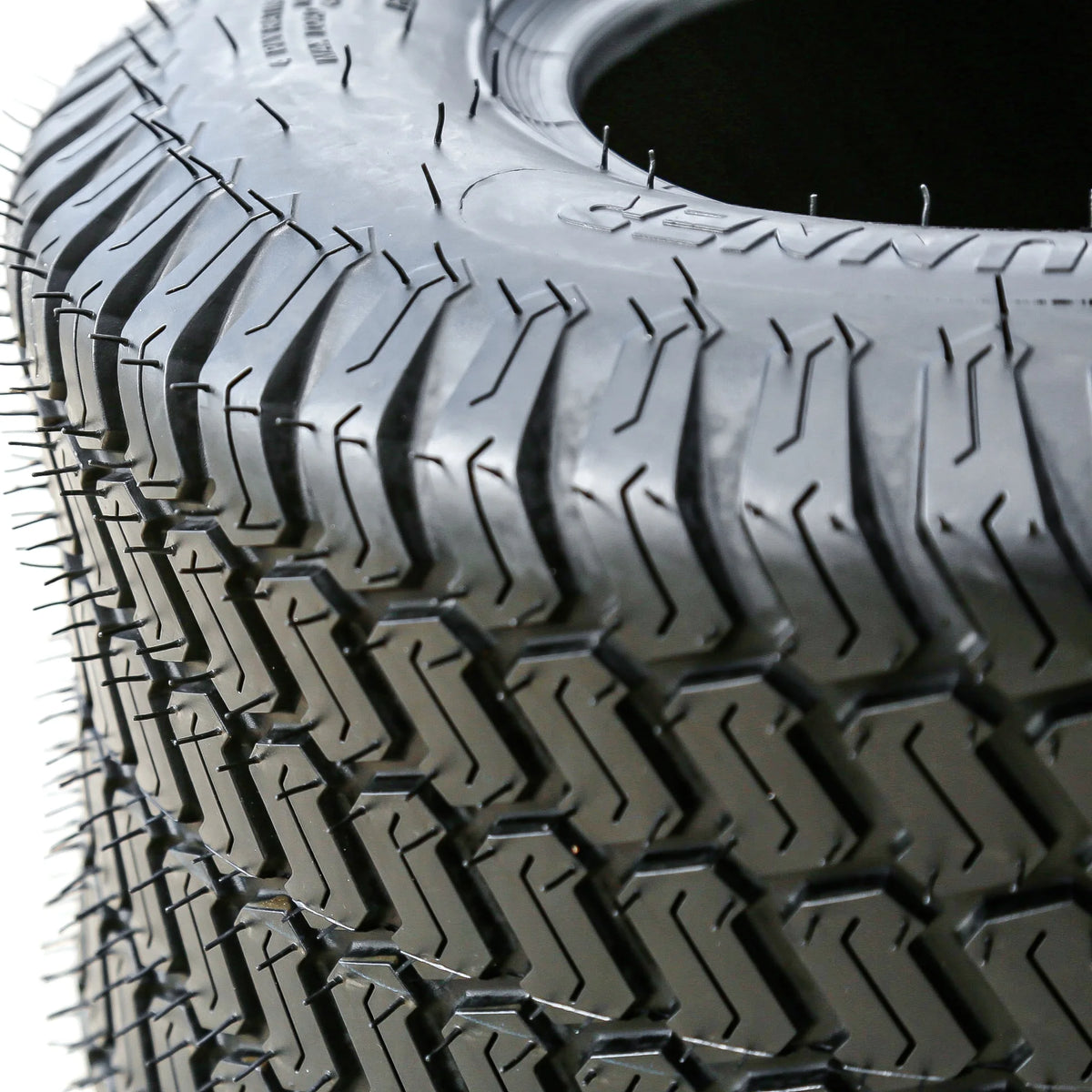18x9.50-8 4 Ply Lawn & Garden Tire I8538